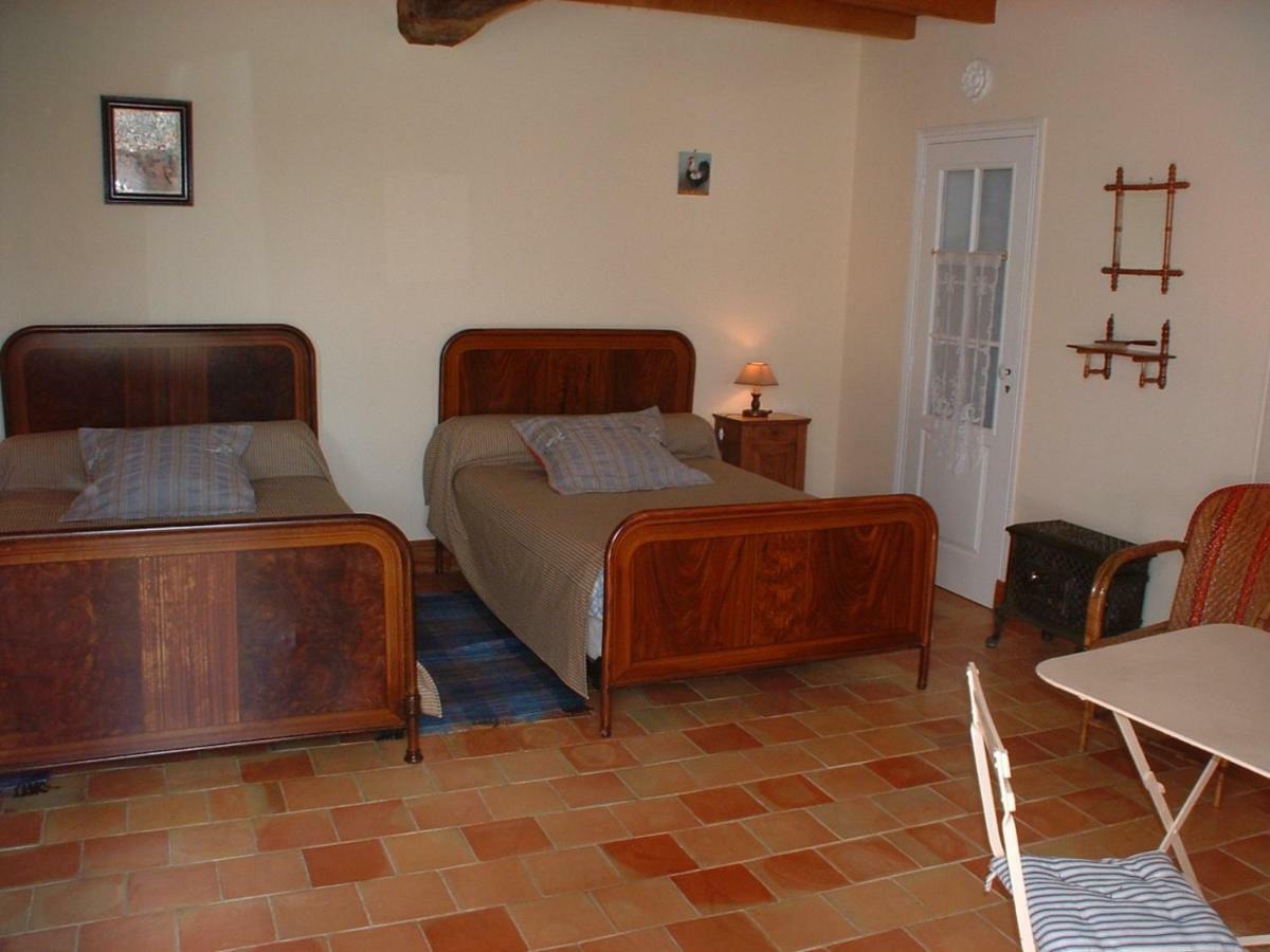 Bed and Breakfast Domaine Les Galards Le Garde Exteriér fotografie