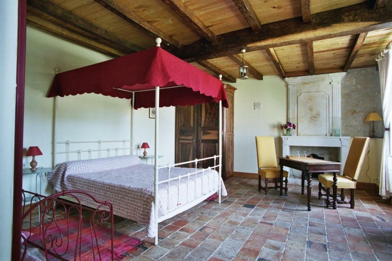 Bed and Breakfast Domaine Les Galards Le Garde Exteriér fotografie